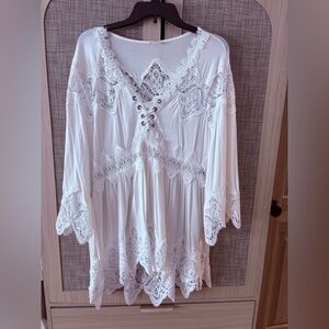 POL white lace tunic top crochet detailing size medium